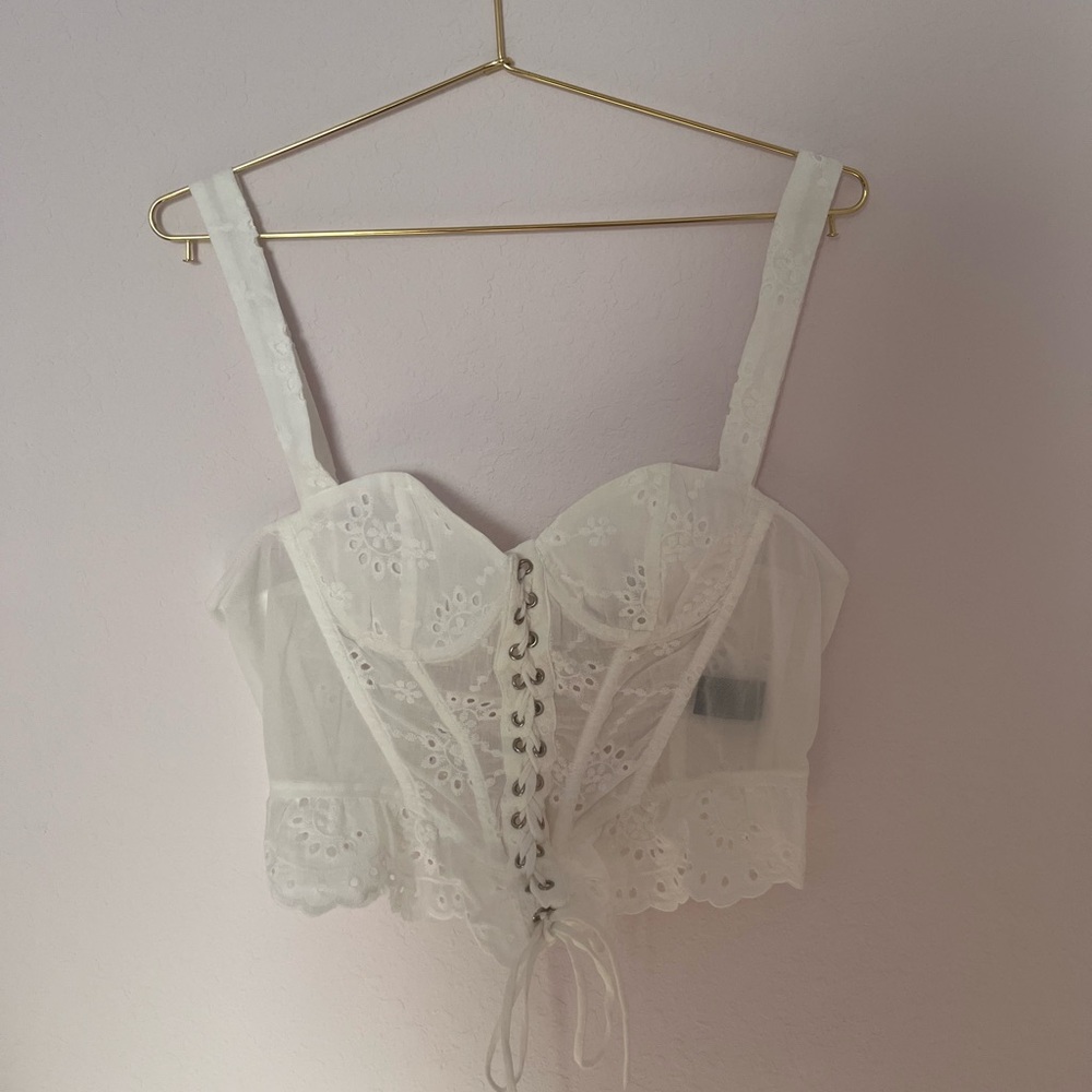 ⭐️ finesse studios white lace corset top MEDIUM ⭐️